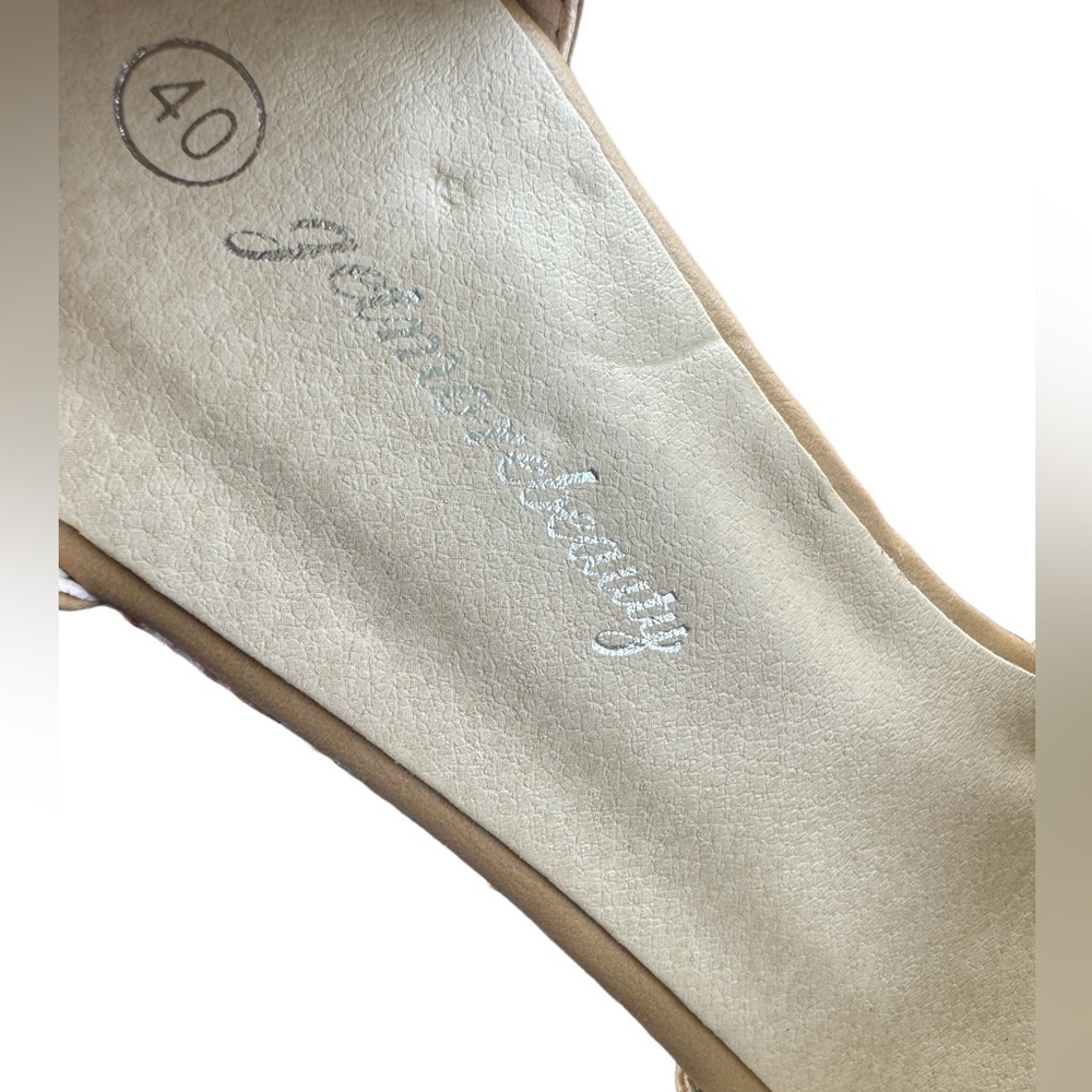 Get more Beauty beaded platform wedge 9 - Picture 3 of 4